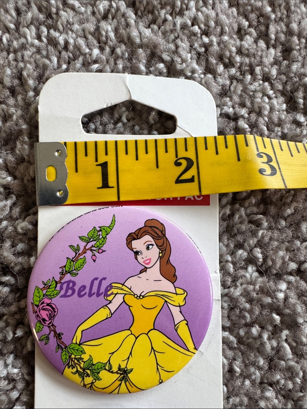 Vintage Beauty & The Beast Pin Buttons Set Belle Beast Disney Y2K Toys R Us - Picture 7 of 8